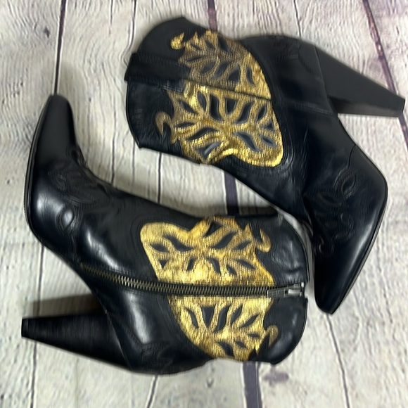 FRYE - "Regina" Overlay Leather High-Heeled Ankle Boots - Picture 6 of 7